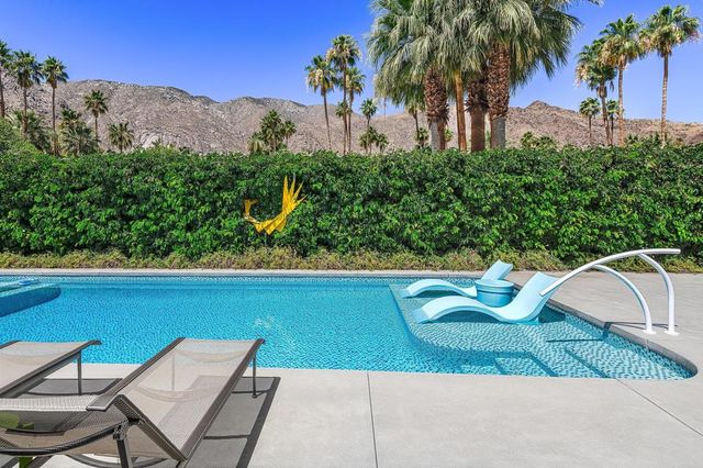 803 N Via Monte Vista, Palm Springs, CA 92262