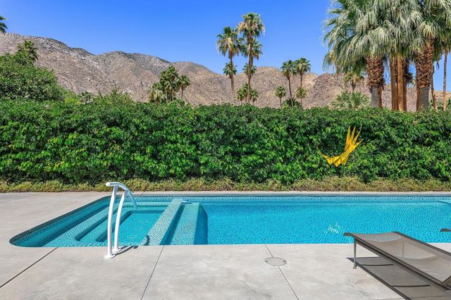 803 N Via Monte Vista, Palm Springs, CA 92262