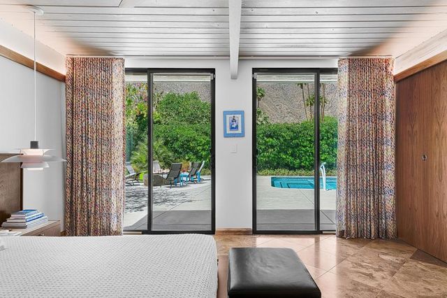 803 N Via Monte Vista, Palm Springs, CA 92262