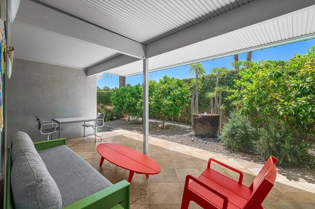 803 N Via Monte Vista, Palm Springs, CA 92262