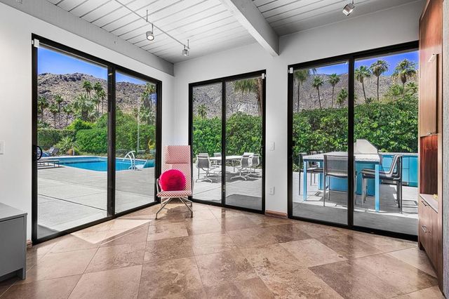 803 N Via Monte Vista, Palm Springs, CA 92262
