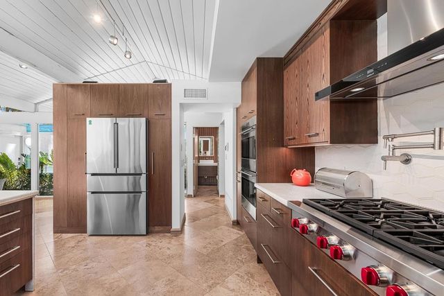 803 N Via Monte Vista, Palm Springs, CA 92262