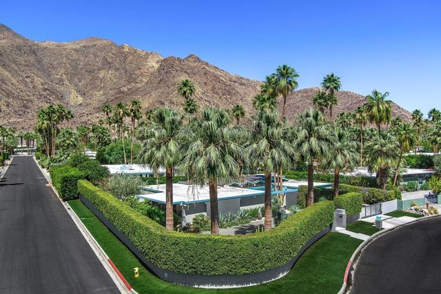 803 N Via Monte Vista, Palm Springs, CA 92262