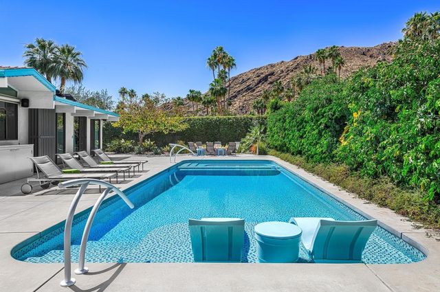 803 N Via Monte Vista, Palm Springs, CA 92262