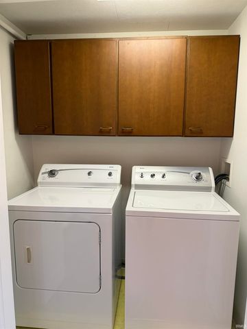 1734 Southwood Avenue, South Bend, IN 46615