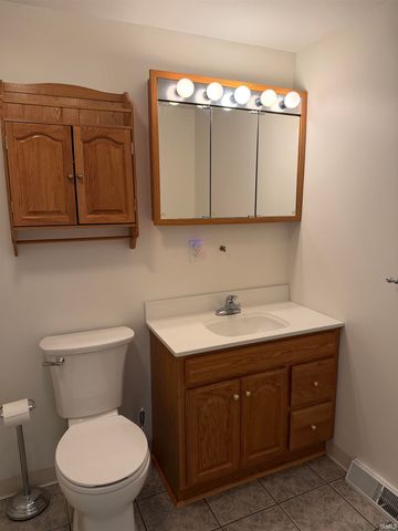 1734 Southwood Avenue, South Bend, IN 46615