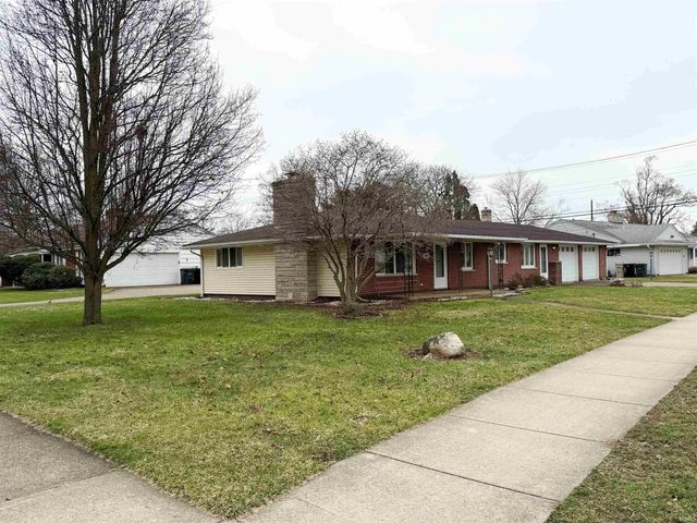 1734 Southwood Avenue, South Bend, IN 46615