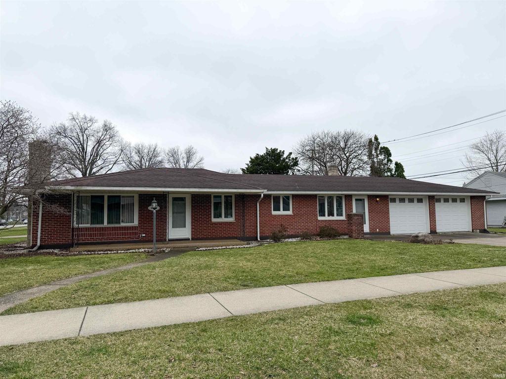 1734 Southwood Avenue, South Bend, IN 46615
