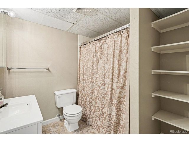 7900 E Dartmouth Ave 72, Denver, CO 80231