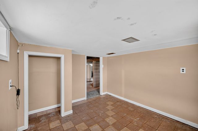 3411 Bowdoin Street, Des Moines, IA 50313