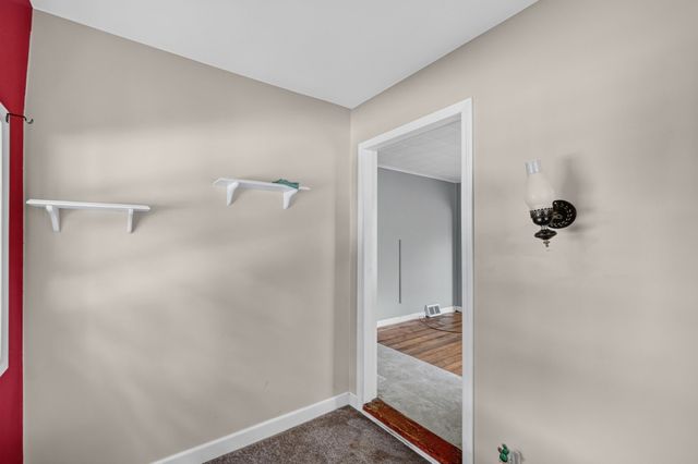3411 Bowdoin Street, Des Moines, IA 50313
