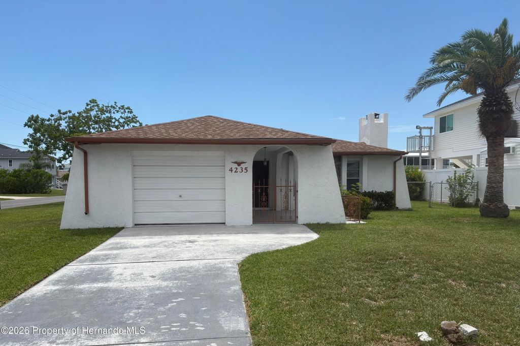 4235 Tahiti Drive, Hernando Beach, FL 34607