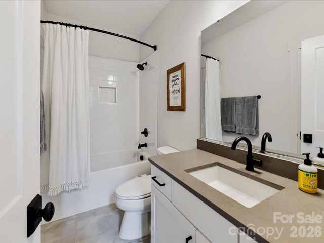 2405 Marlowe Avenue, Charlotte, NC 28208