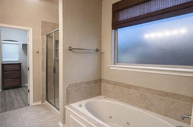 832 Carol Ann Place, Moore, OK 73160