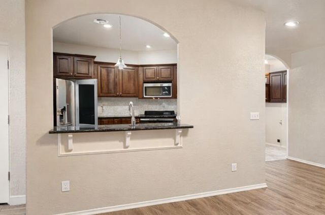 832 Carol Ann Place, Moore, OK 73160