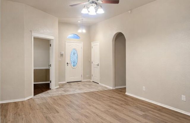 832 Carol Ann Place, Moore, OK 73160