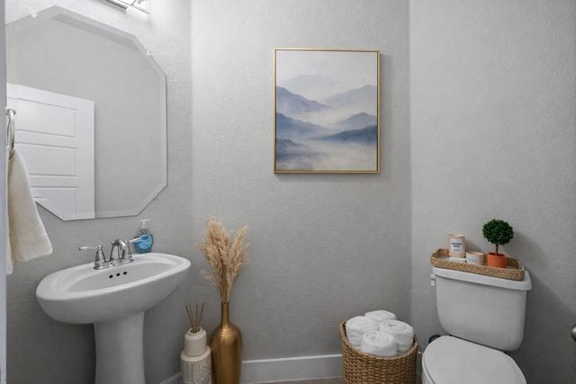 207 Bridgeford DR 16, Austin, TX 78745