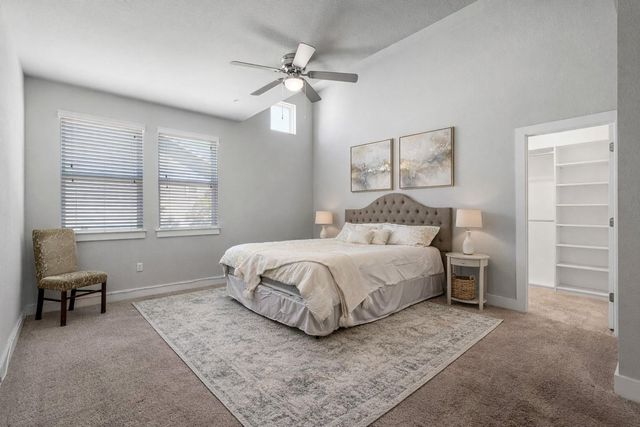 207 Bridgeford DR 16, Austin, TX 78745