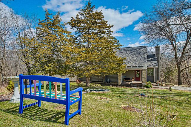 5 Knoll Court, Galena, IL 61036