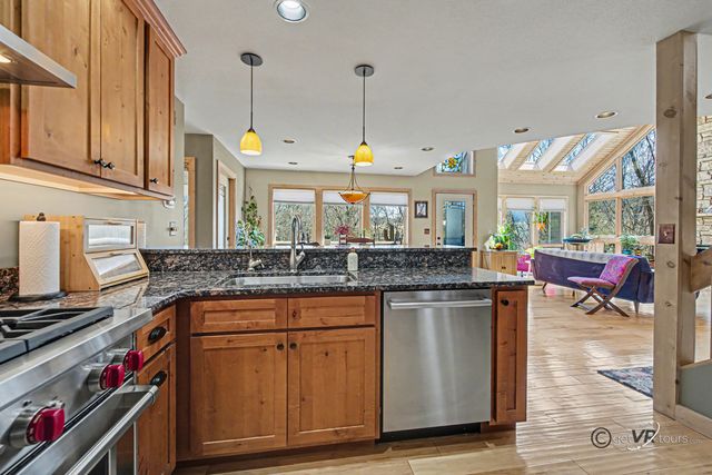 5 Knoll Court, Galena, IL 61036