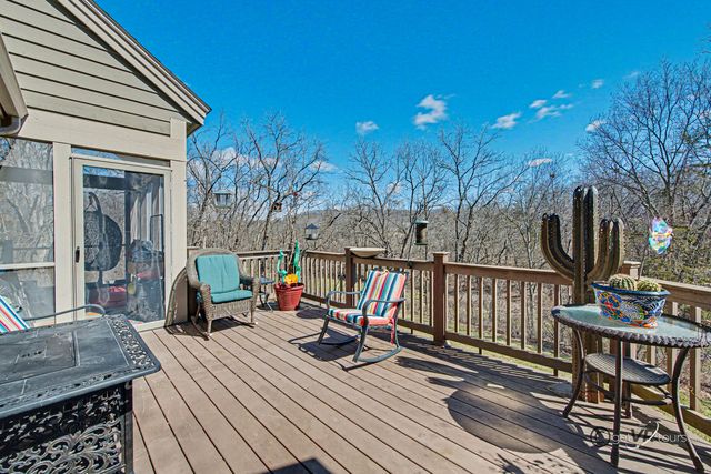 5 Knoll Court, Galena, IL 61036