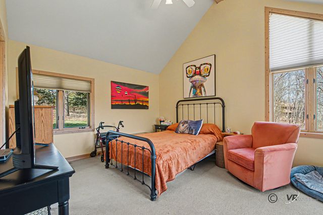 5 Knoll Court, Galena, IL 61036