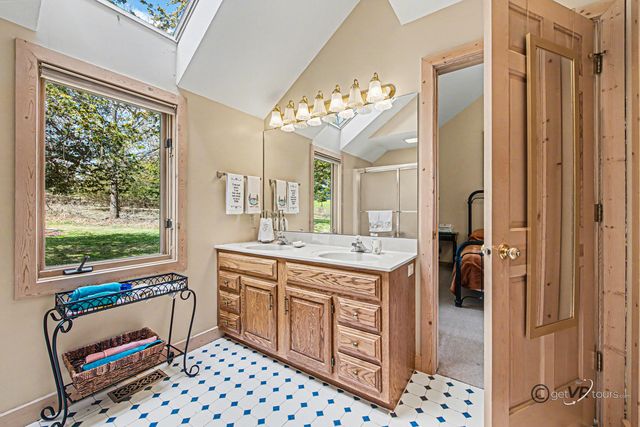 5 Knoll Court, Galena, IL 61036