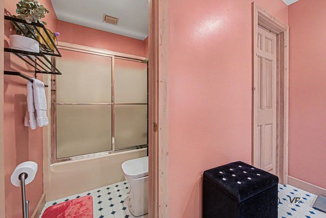 5 Knoll Court, Galena, IL 61036