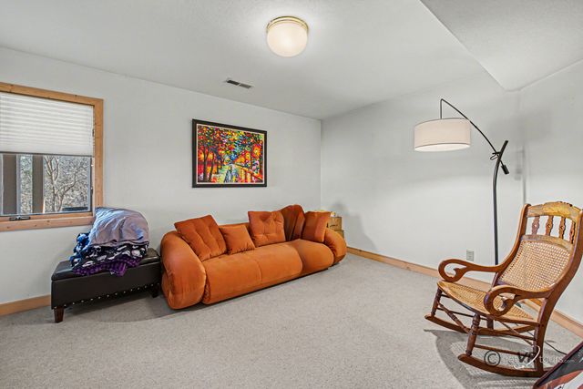 5 Knoll Court, Galena, IL 61036