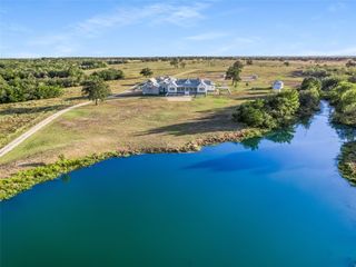 314 Big Sky Ranch RD, Smithville, TX 78957