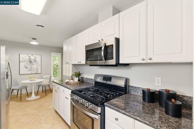 709 Harvard Dr, Pleasant Hill, CA 94523