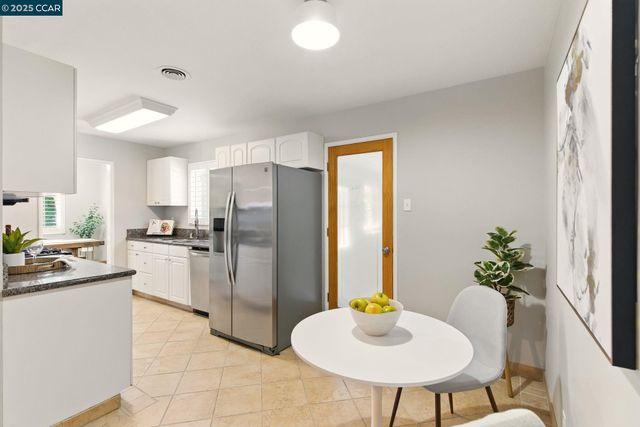 709 Harvard Dr, Pleasant Hill, CA 94523