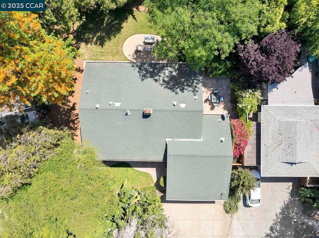 709 Harvard Dr, Pleasant Hill, CA 94523