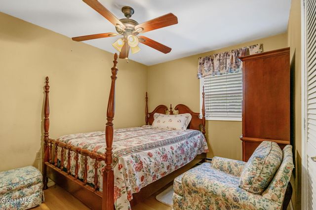 3206 Guilderland Avenue, Rotterdam, NY 12306