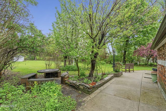 3206 Guilderland Avenue, Rotterdam, NY 12306