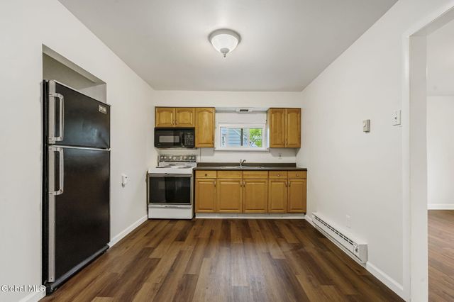 3206 Guilderland Avenue, Rotterdam, NY 12306