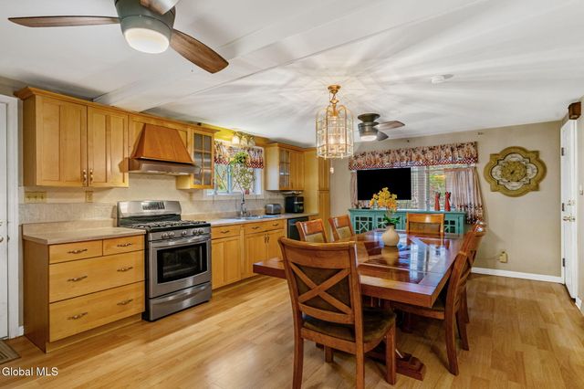 3206 Guilderland Avenue, Rotterdam, NY 12306