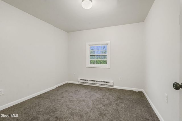 3206 Guilderland Avenue, Rotterdam, NY 12306