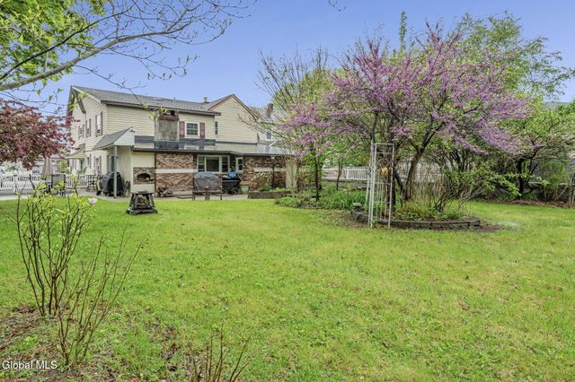 3206 Guilderland Avenue, Rotterdam, NY 12306
