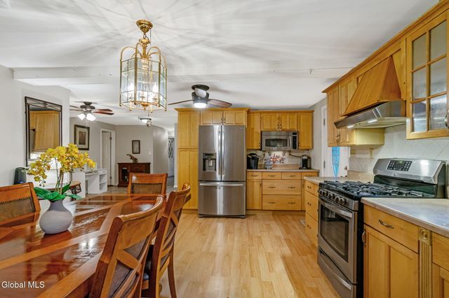 3206 Guilderland Avenue, Rotterdam, NY 12306