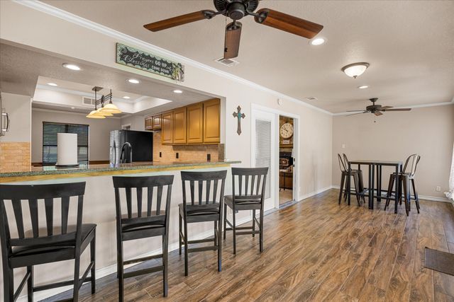 309 Willow Creek Lane, Springtown, TX 76082