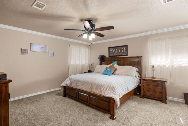 309 Willow Creek Lane, Springtown, TX 76082