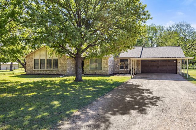 309 Willow Creek Lane, Springtown, TX 76082