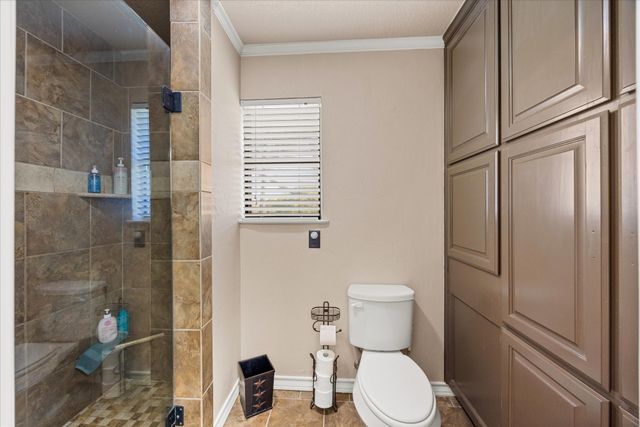 309 Willow Creek Lane, Springtown, TX 76082