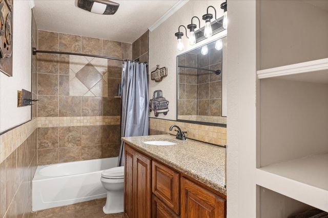 309 Willow Creek Lane, Springtown, TX 76082