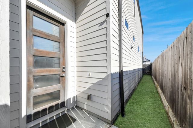 1815 Arbor Street, Houston, TX 77004