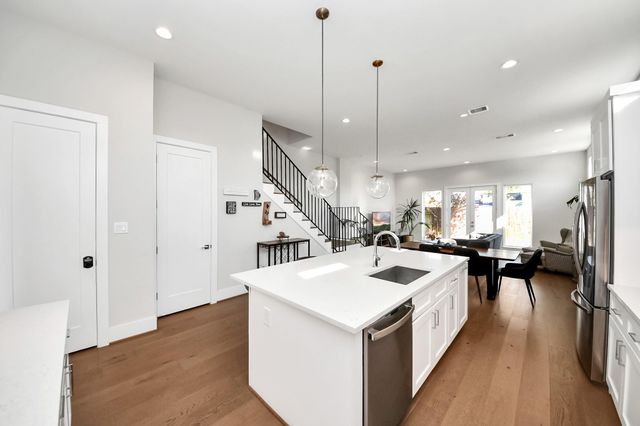 1815 Arbor Street, Houston, TX 77004