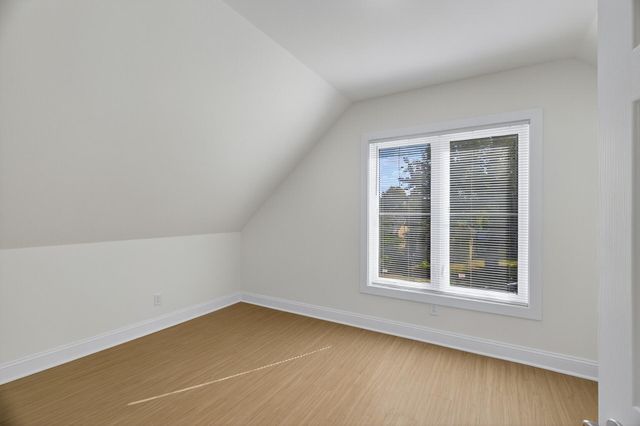 1323 4th Street E, Saint Paul, MN 55106