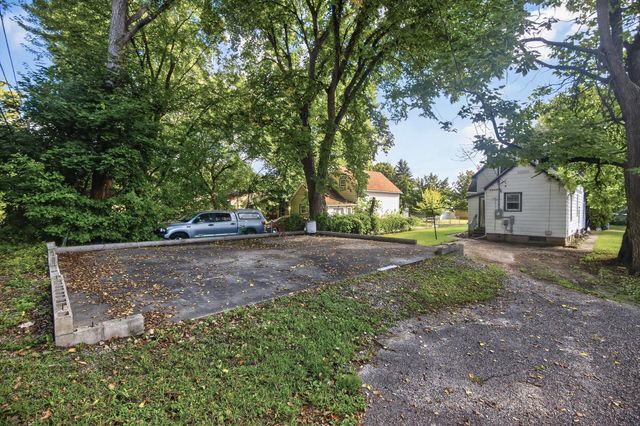 1323 4th Street E, Saint Paul, MN 55106