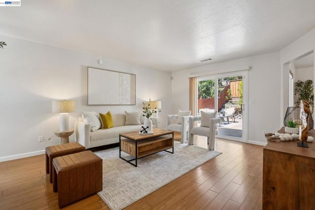 28086 Thorup Ln, Hayward, CA 94542